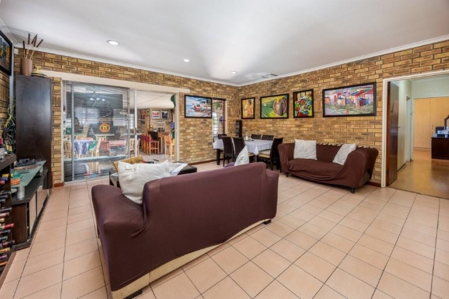 4 Bedroom Property for Sale in Soneike Western Cape